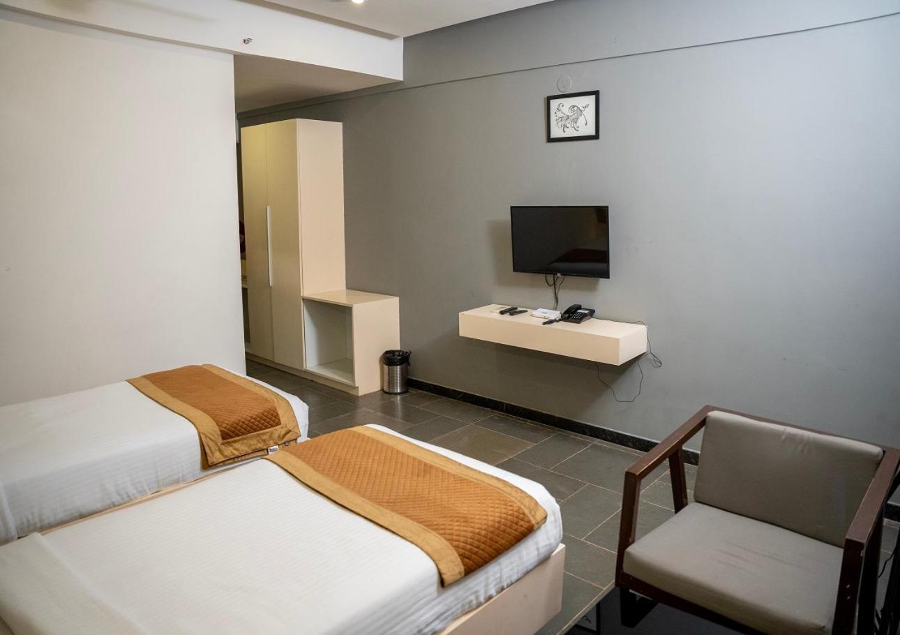 Hotel Dwarawata 达尔瓦德 外观 照片