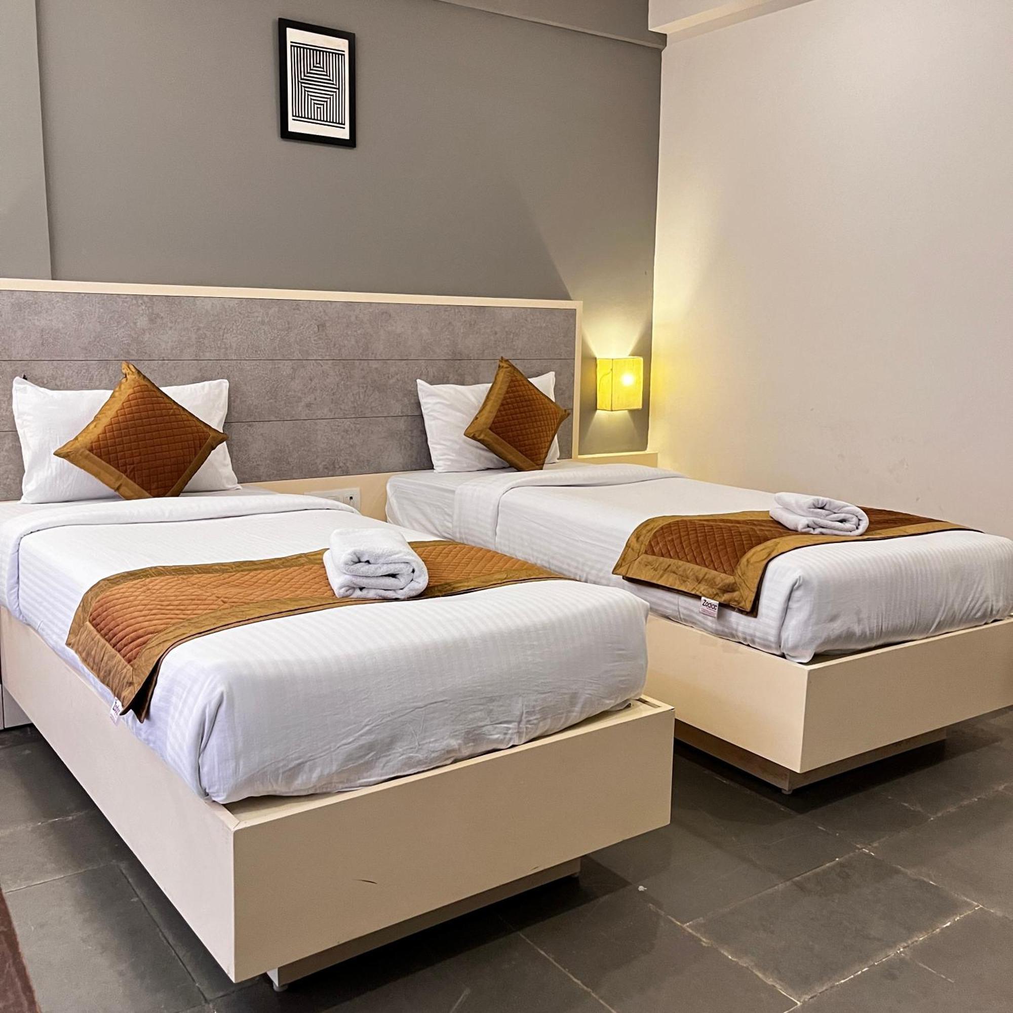 Hotel Dwarawata 达尔瓦德 外观 照片