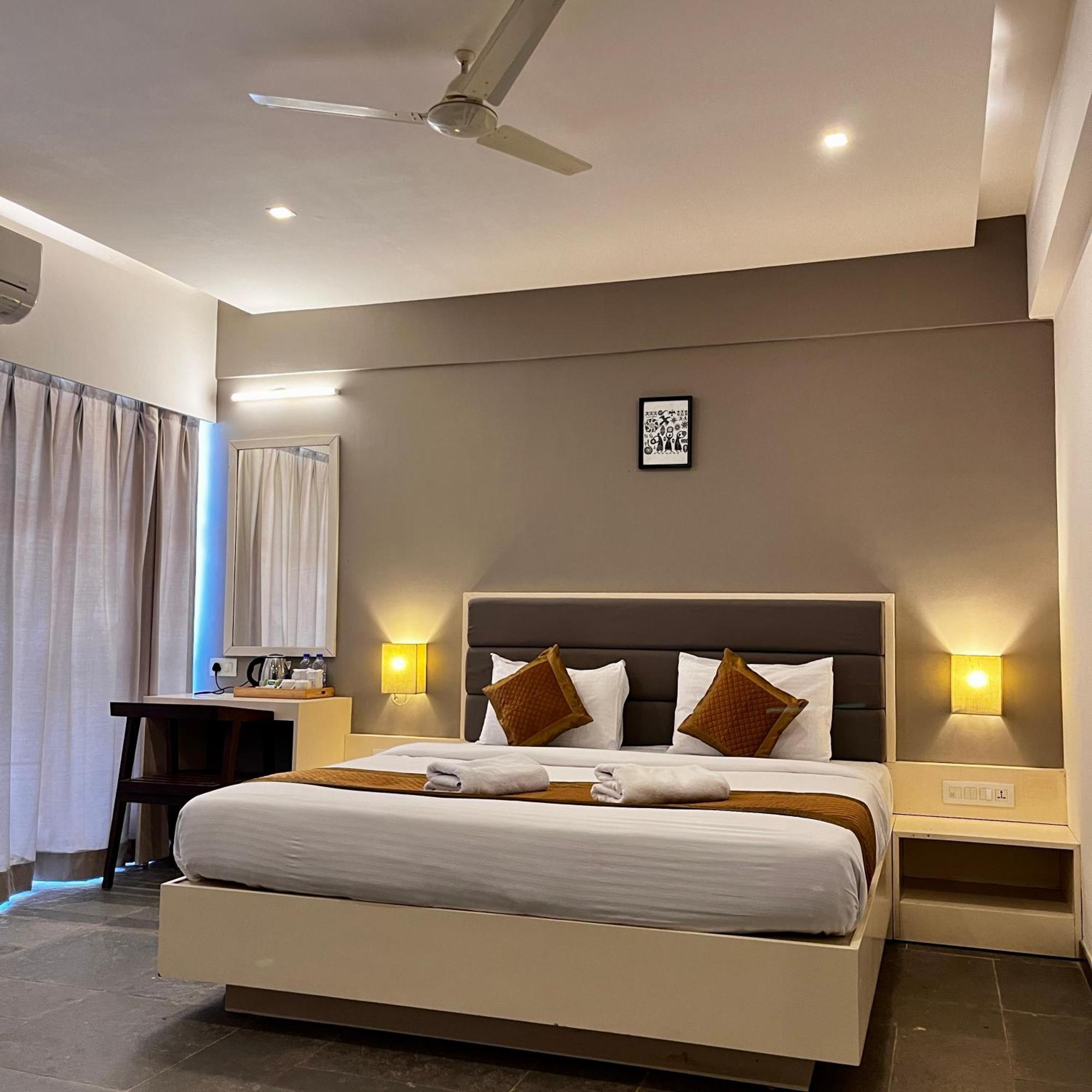 Hotel Dwarawata 达尔瓦德 外观 照片
