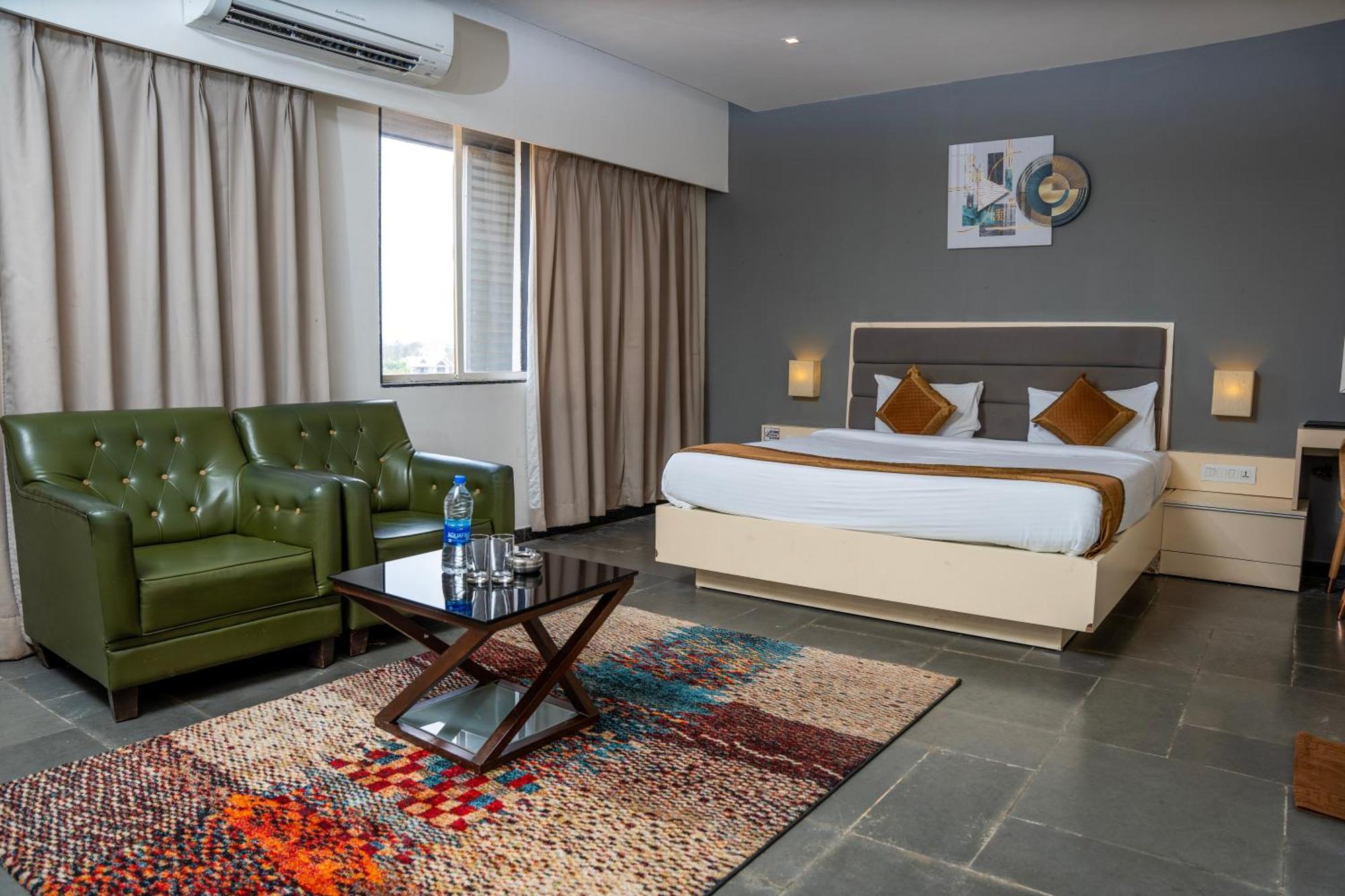 Hotel Dwarawata 达尔瓦德 外观 照片