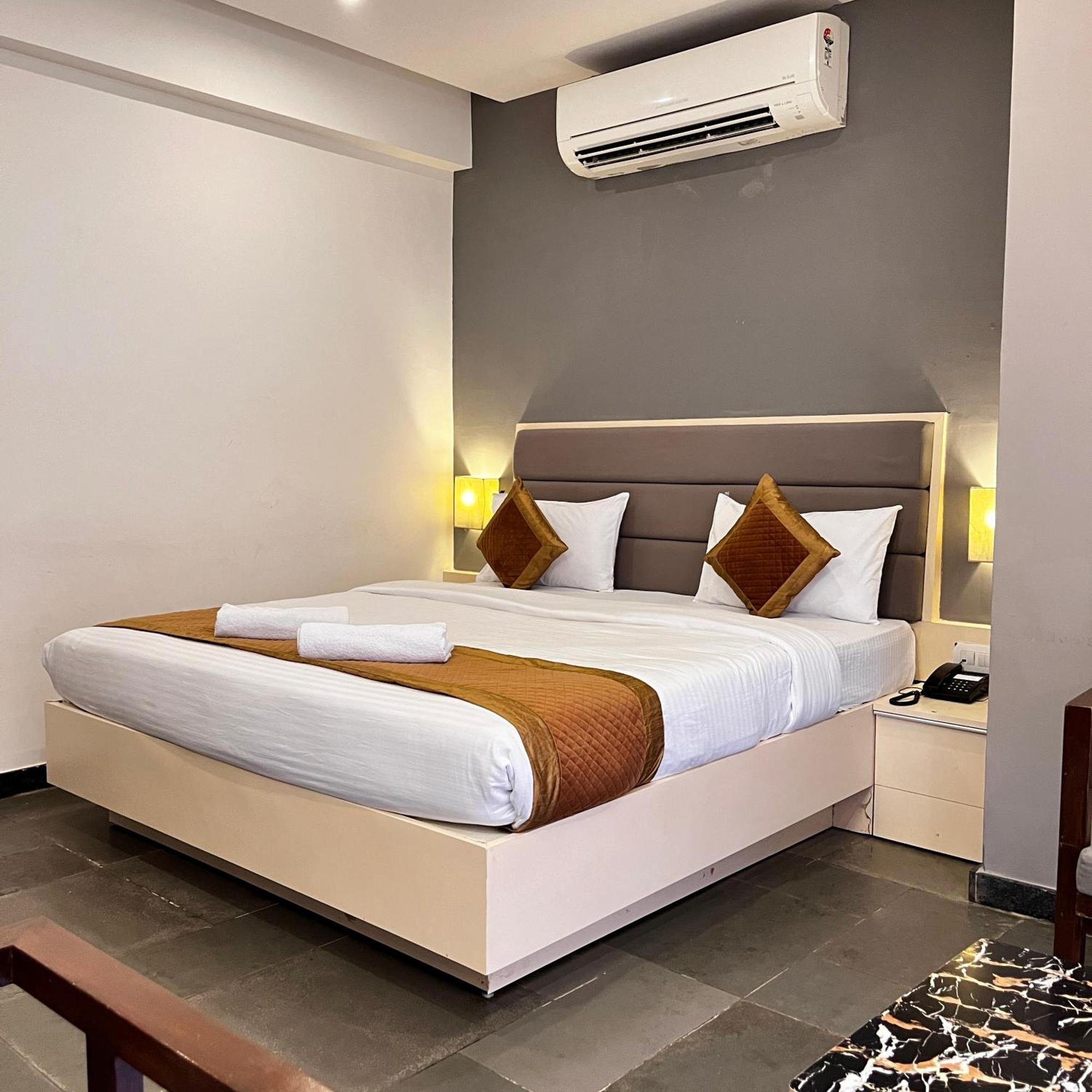 Hotel Dwarawata 达尔瓦德 外观 照片